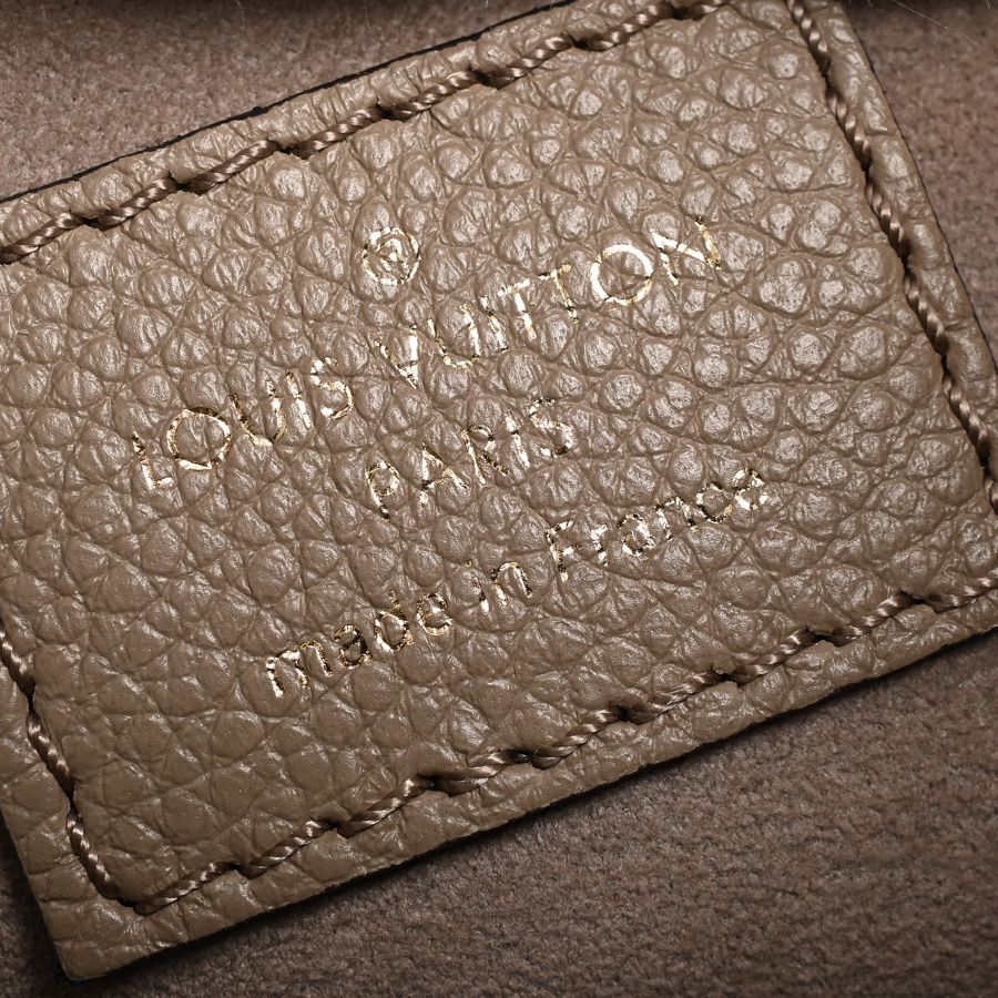 Louis Vuitton Handbag On The Go PM — view 6