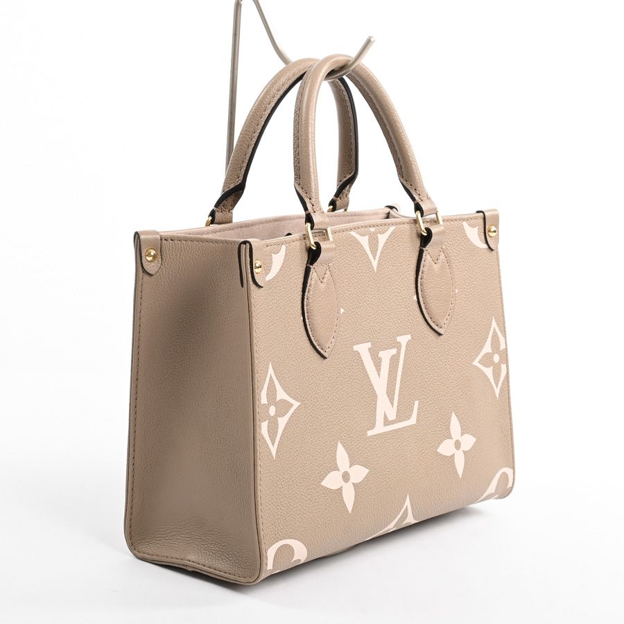 Louis Vuitton Handbag On The Go PM — view 2