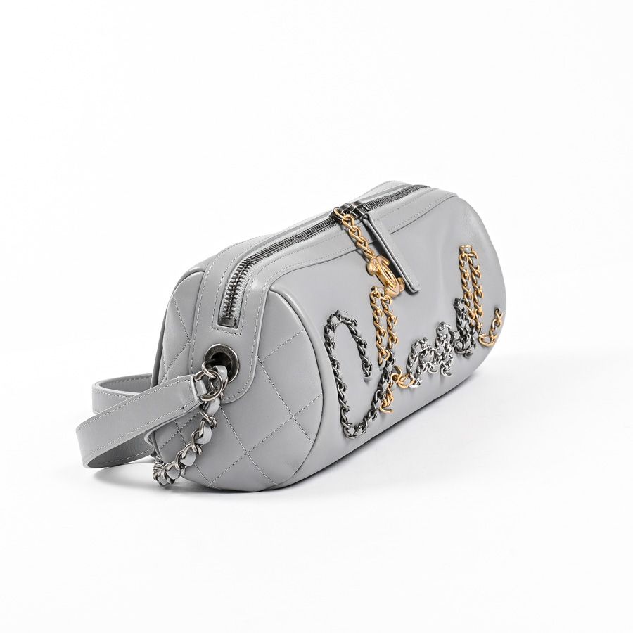 Chanel Shoulder Bag Logo — view 2