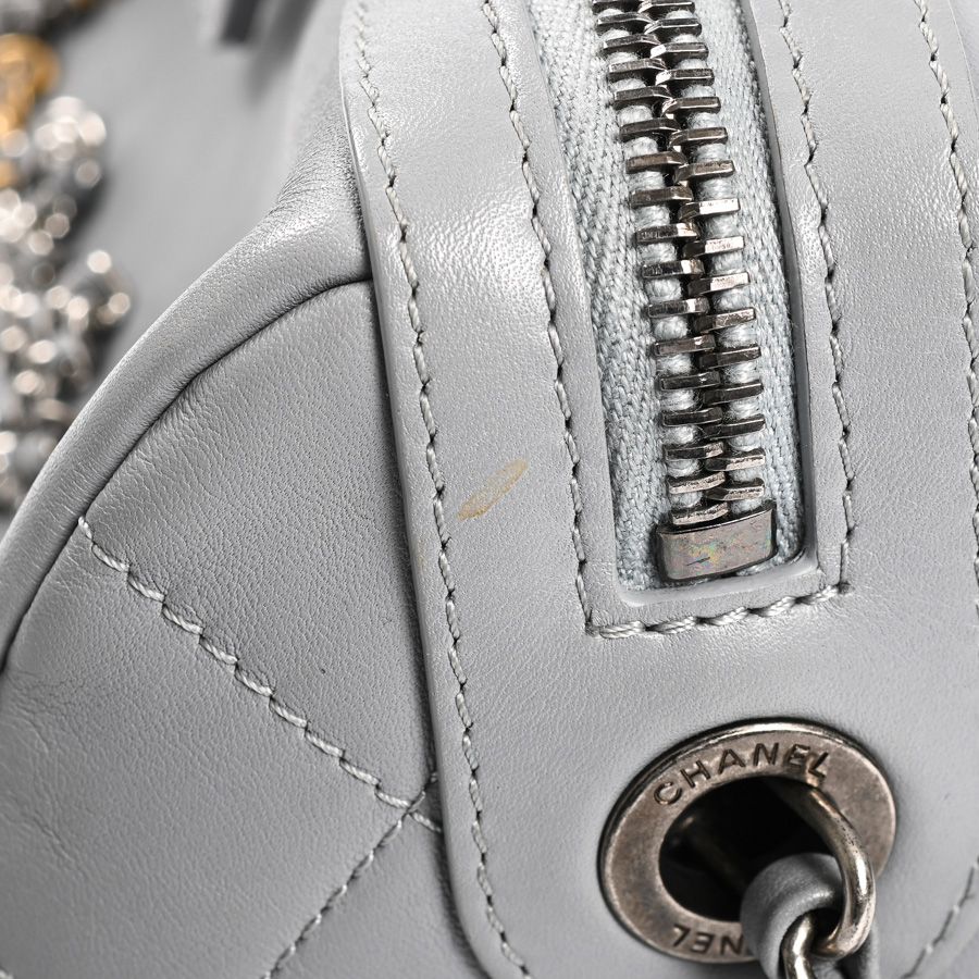 Chanel Shoulder Bag Logo — view 9