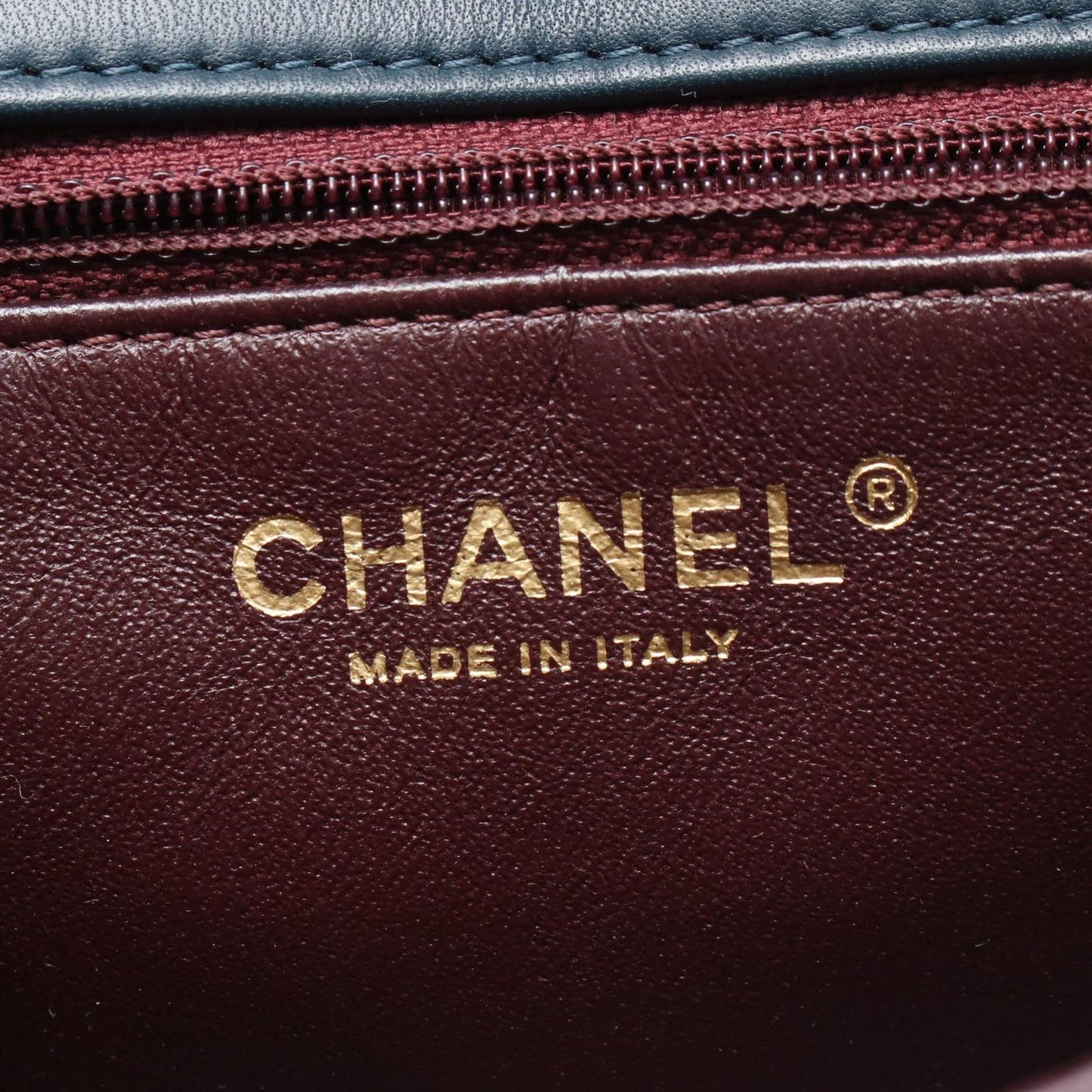 Chanel Shoulder Bag Quilted Dark Green Emerald Leather Chain — view 4