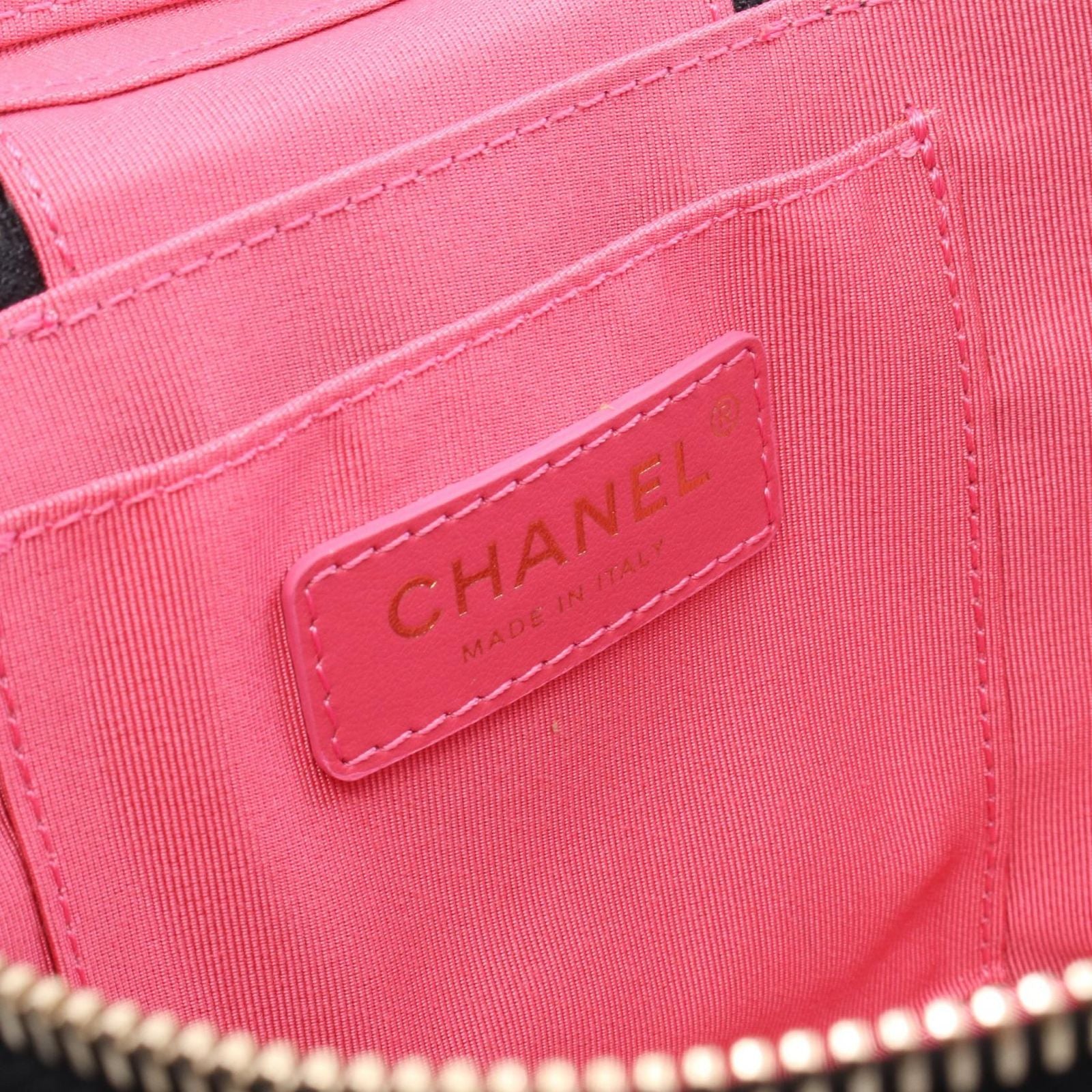 Chanel Shoulder Bag Crystal Mania Quilted CC Logo Vanity 2-Way Black Lambskin — view 4
