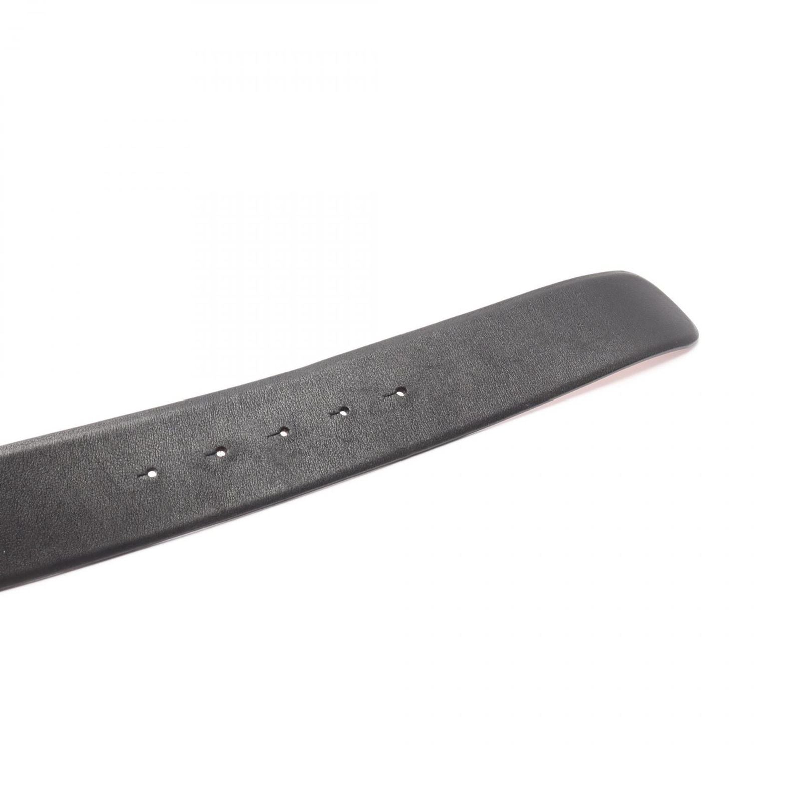 Chanel Belt CC Logo Leather — view 3