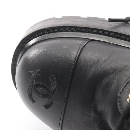 Chanel Boots Quilted Short Black Leather CC Logo — view 9