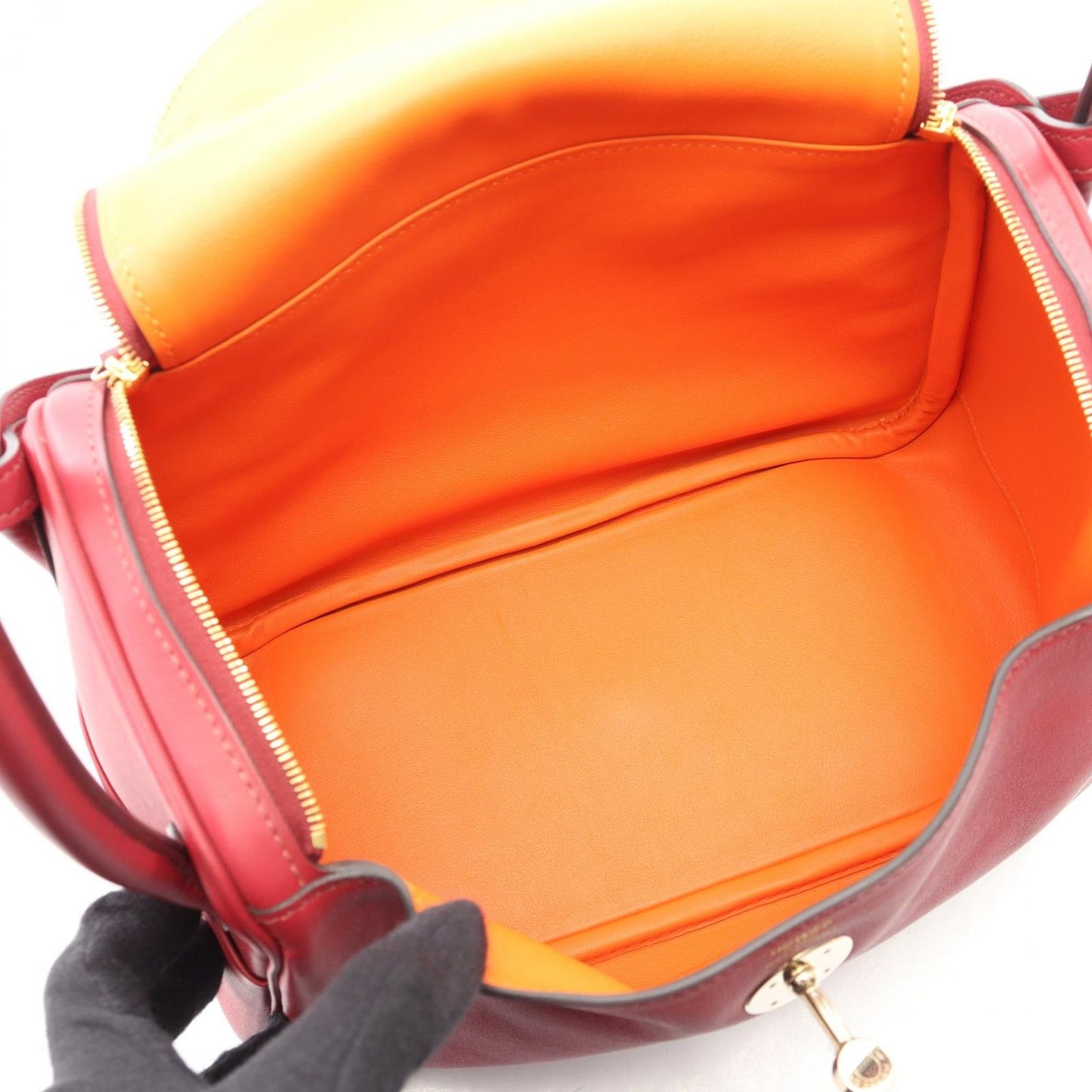 Hermes Shoulder Bag Lindy 26 Verso le Juglena Orange Leather — view 3