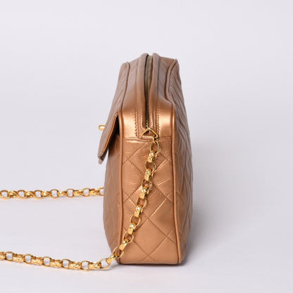 Chanel Chain Shoulder Bag CC Logo Coco Ball Lambskin Quilted Blanc Gold — view 4
