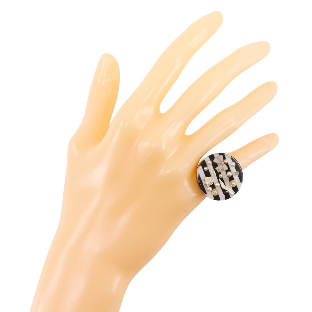 Chanel Border CC Logo Vintage Resin Faux Pearl White Ring — view 2
