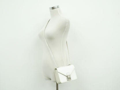 Fendi Leather Shoulder Bag Pochette White — view 6