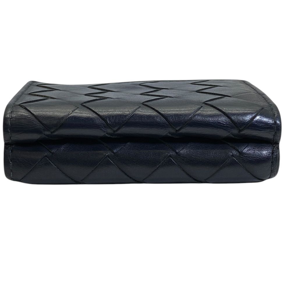 Bottega Veneta Maxi Intrecciato Trifold Wallet Compact Leather Black Capacity — view 5