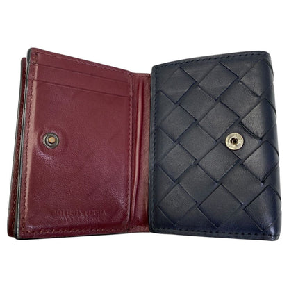 Bottega Veneta Maxi Intrecciato Trifold Wallet Compact Leather Black Capacity — view 8