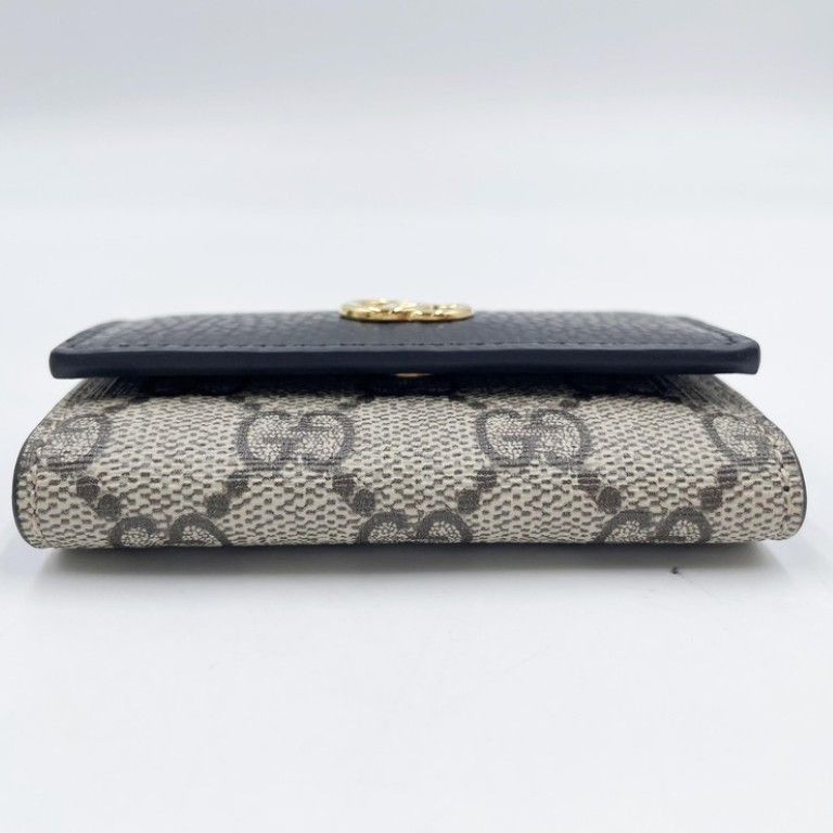 Gucci Key Case GG Supreme Beige Brown Black Leather 6 Rows Gold Key Holder — view 3