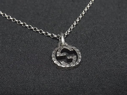Gucci Necklace Interlocking Silver — view 2