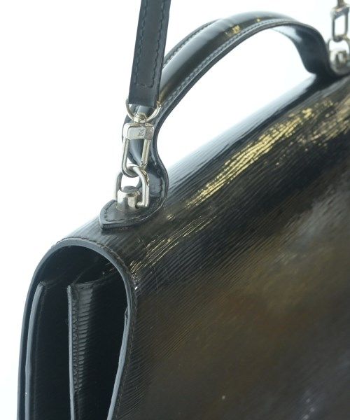 Louis Vuitton Shoulder Bag — view 9