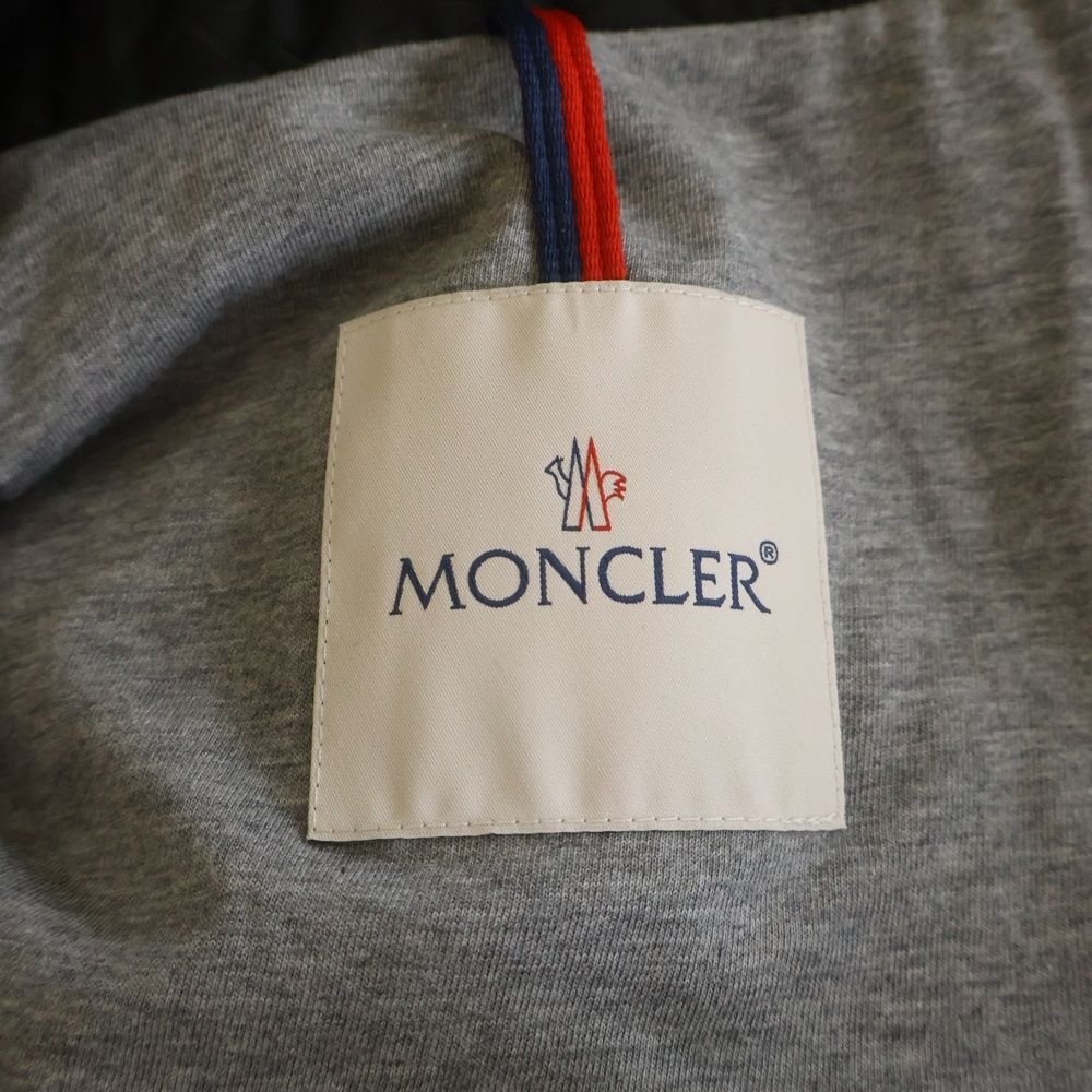 Moncler Vanoise Monogram Jacquard Windbreaker Nylon Jacket Black — view 7