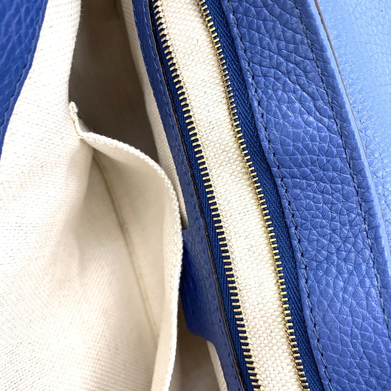 Gucci Soho Leather Blue Chain Shoulder Bag Silver — view 6
