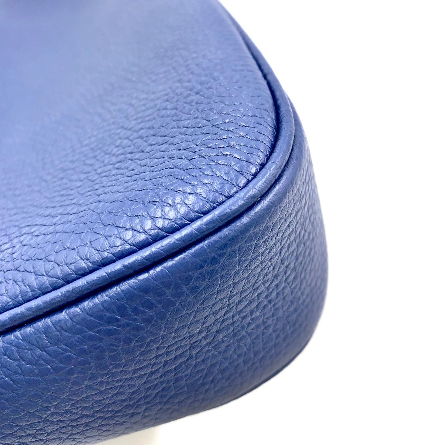 Gucci Soho Leather Blue Chain Shoulder Bag Silver — view 8