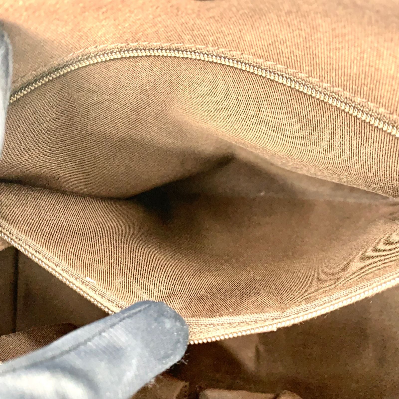 Gucci New Brit GG Canvas Leather Khaki Beige Brown Tote Gold — view 5