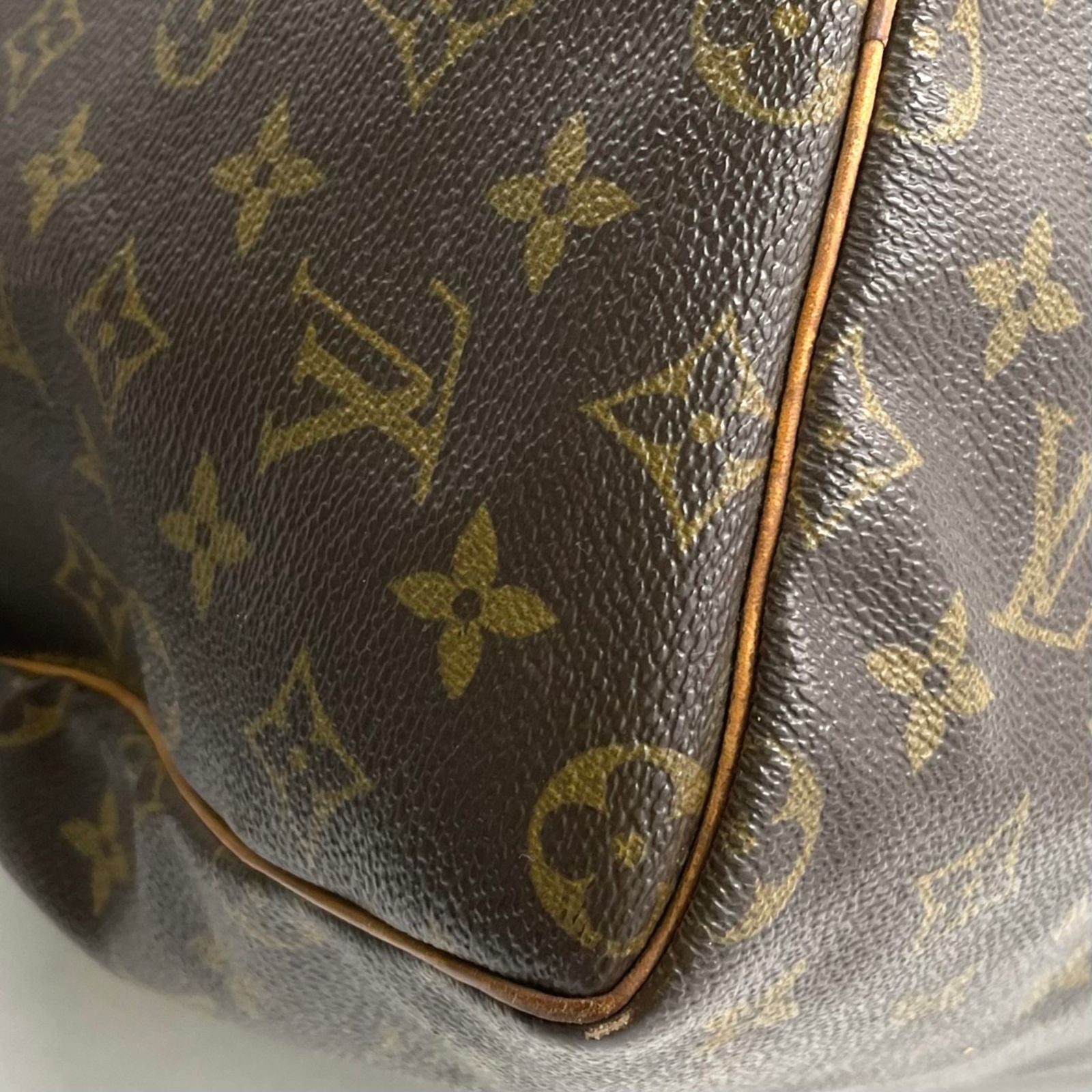 Louis Vuitton Speedy 40 Monogram Leather Brown Handbag Gold — view 9