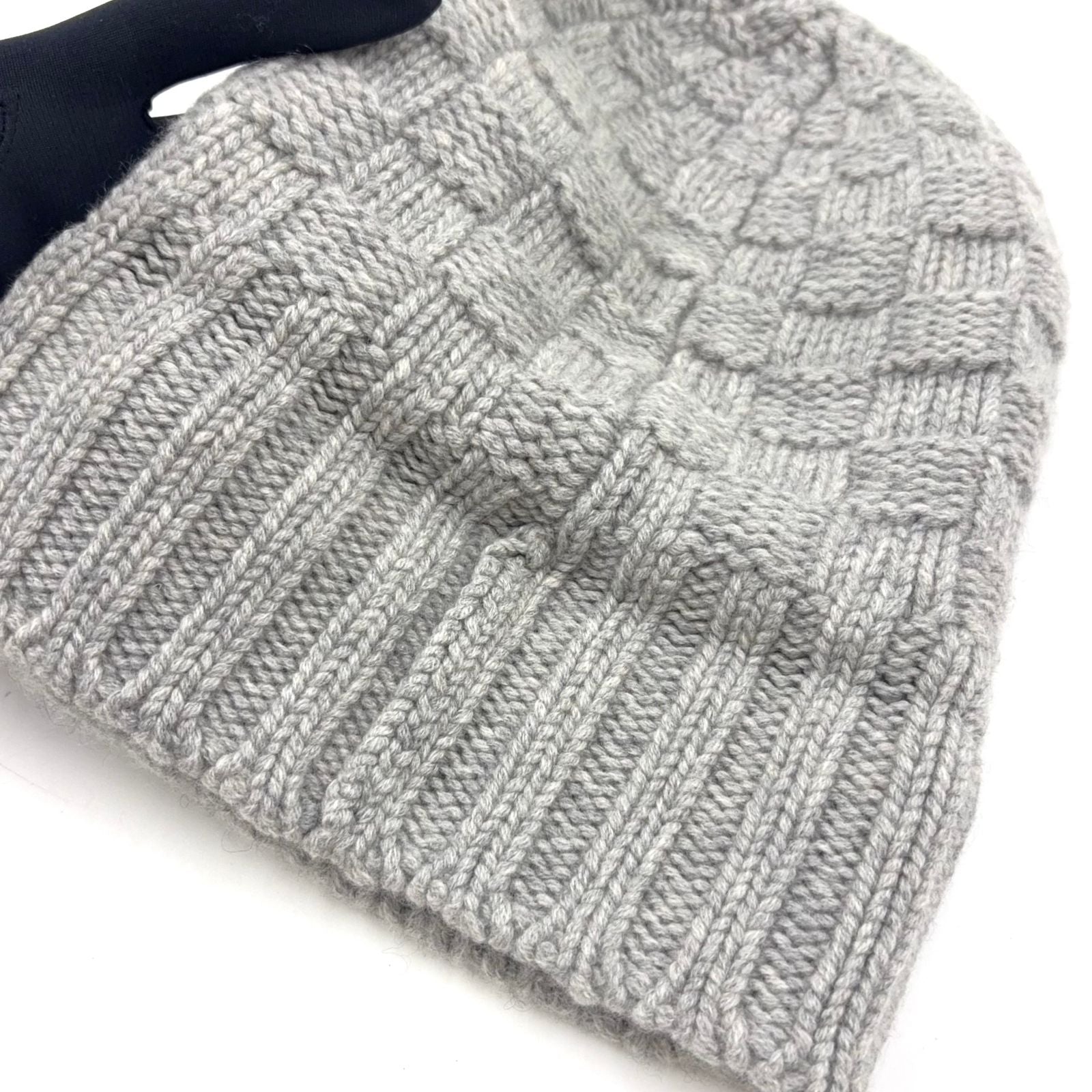 Louis Vuitton Bonnet Helsinki Damier Beanie Knit Cap Cashmere Gray Hat — view 7