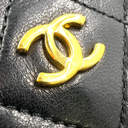 Chanel Quilted Shoulder Bag Lambskin Black Pouch Gold — view 4