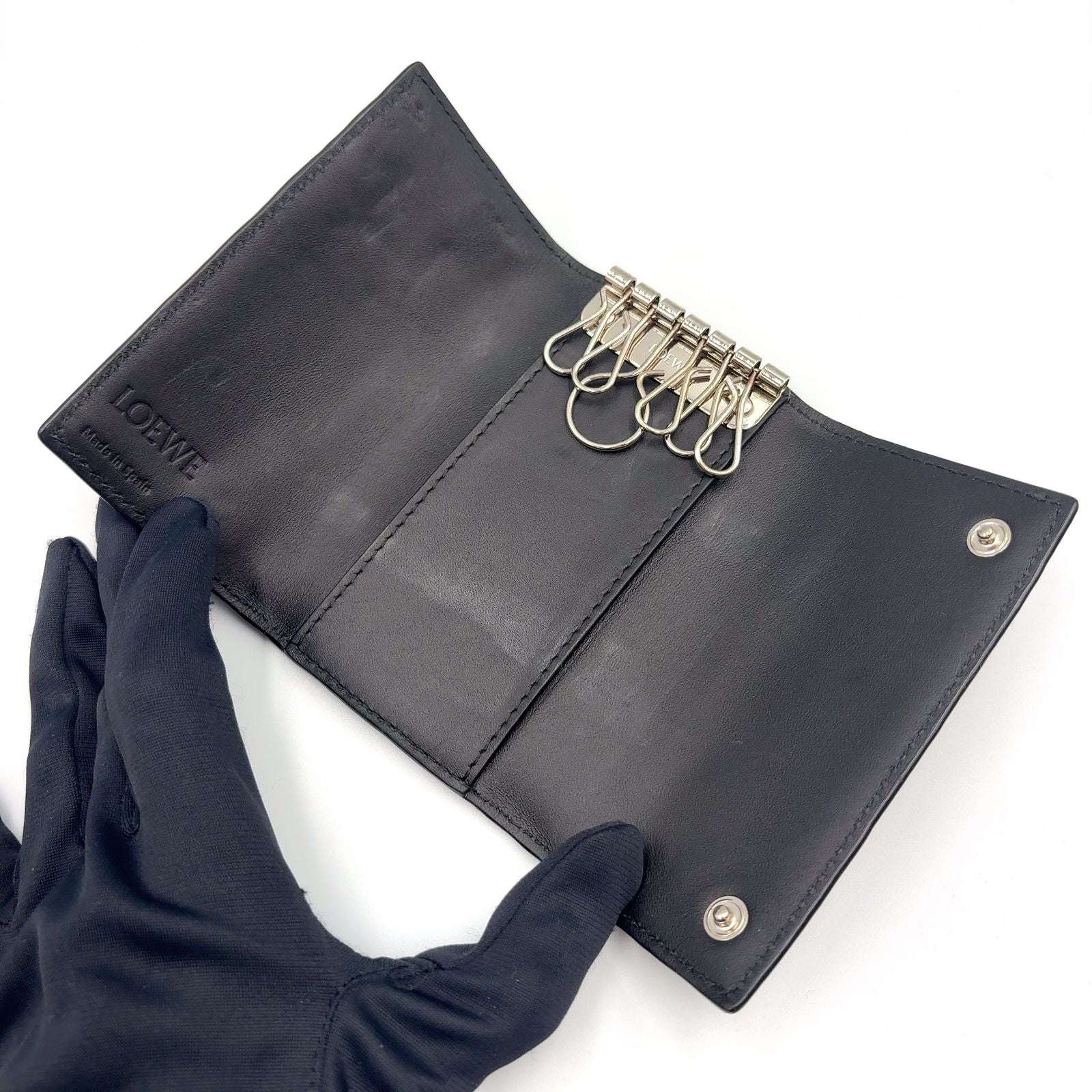 Loewe Anagram 6 Leather Gray Key Case Silver Key Holder — view 3