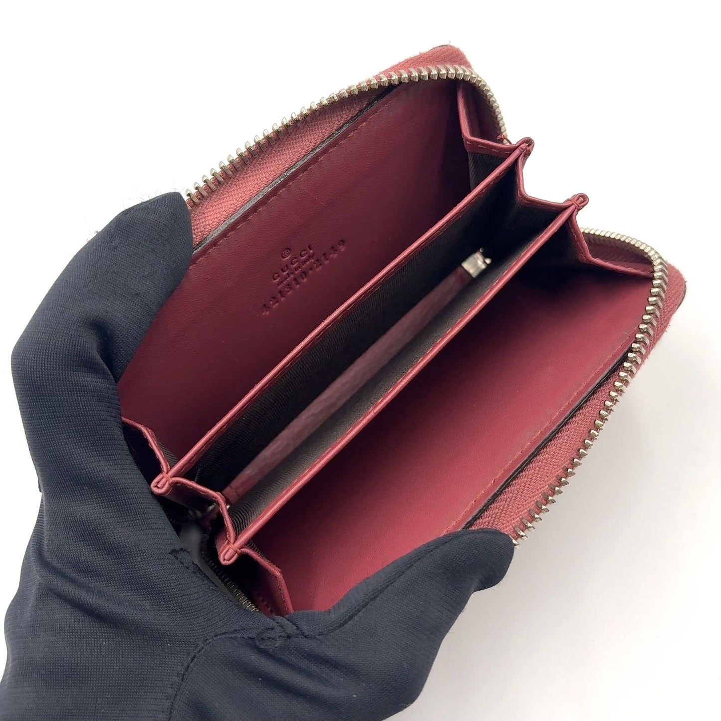 Gucci Blue Mus GG Supreme Zip Around Dusty Pink Beige Card Case Silver — view 3