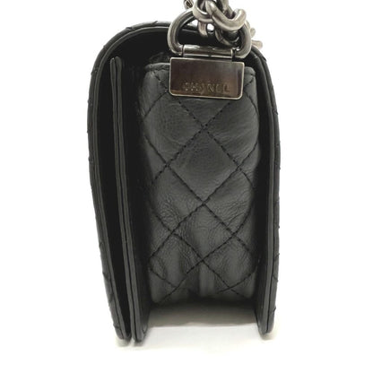 Chanel Shoulder Bag CC Logo Calfskin Black — view 3