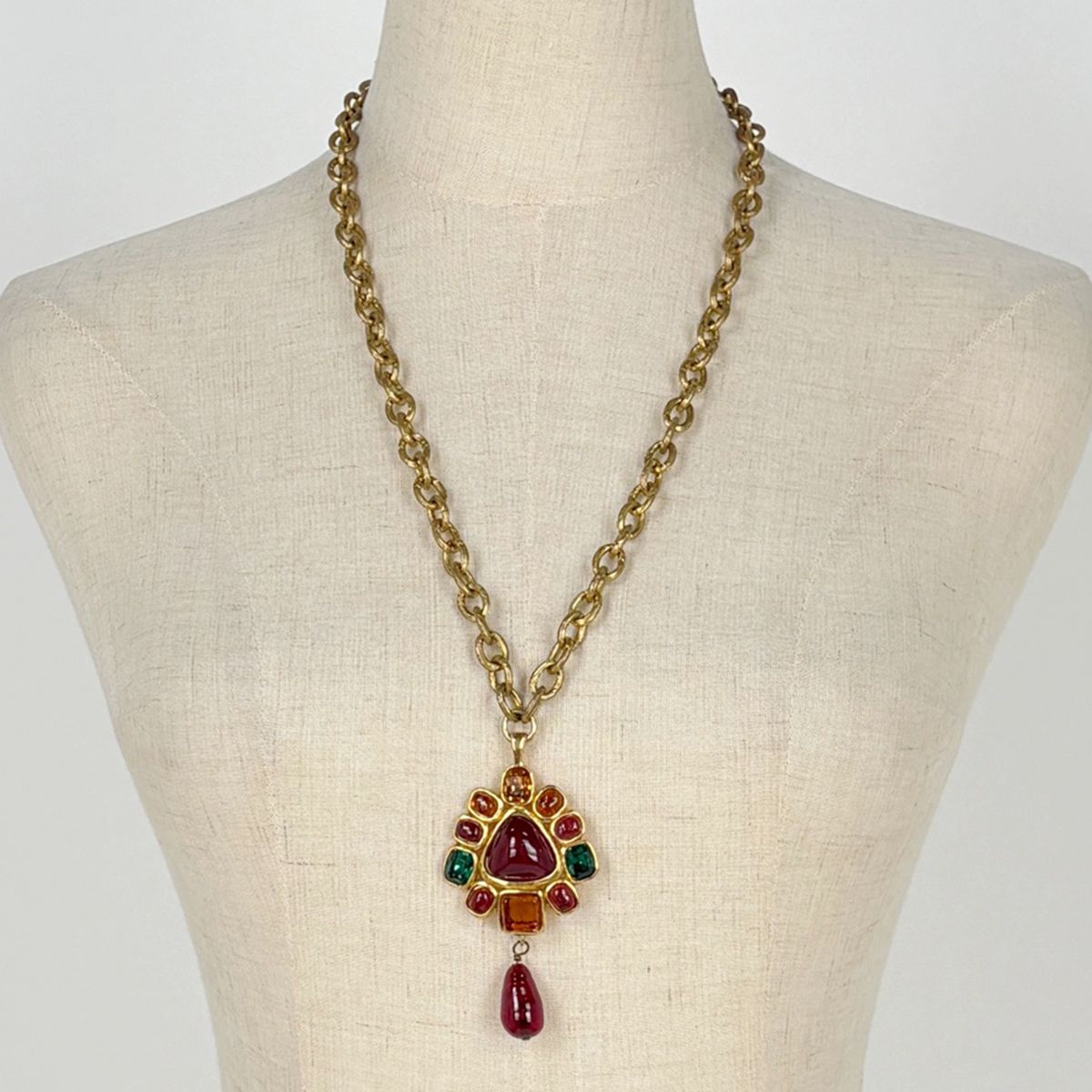 Chanel CC Logo Color Stone Necklace Gripoix Long Gold Plated — view 7
