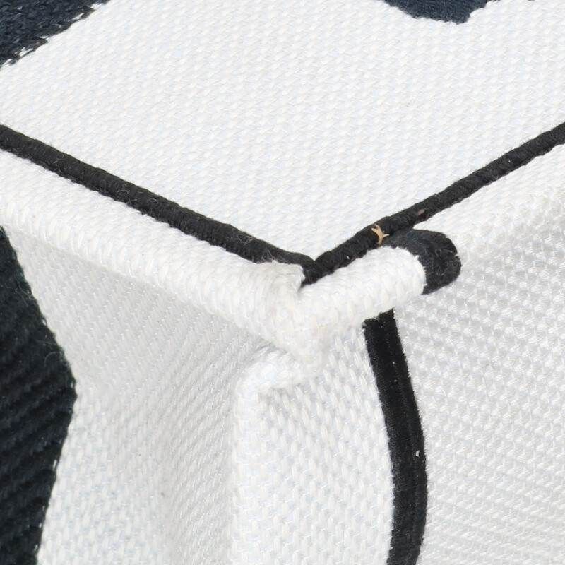 Dior Book Tote Paint Logo — view 5