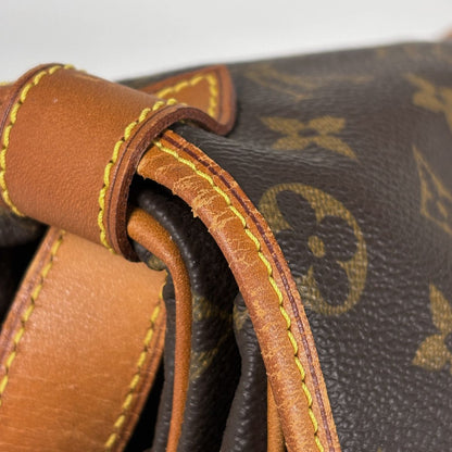 Louis Vuitton Saumur 35 Crossbody Shoulder Bag Monogram Brown — view 5