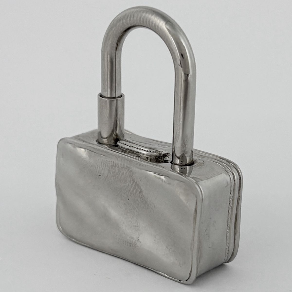 Hermes Cadena Bag Charm Escape le Chappee Belle Bag Metal Silver — view 2