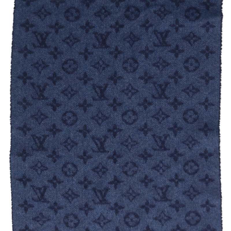 Louis Vuitton Monogram Gradient All Over Pattern Cashmere Scarf — view 2