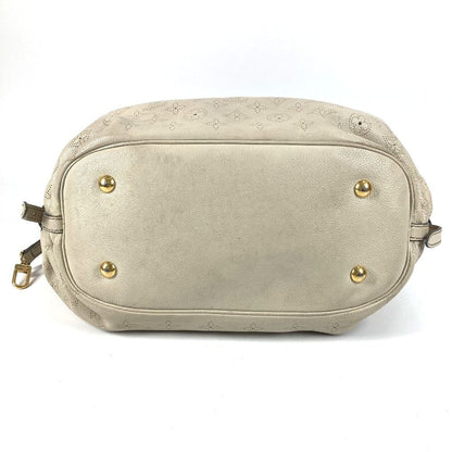 Louis Vuitton Shoulder Bag XL Monogram Mahina Leather Run White — view 5