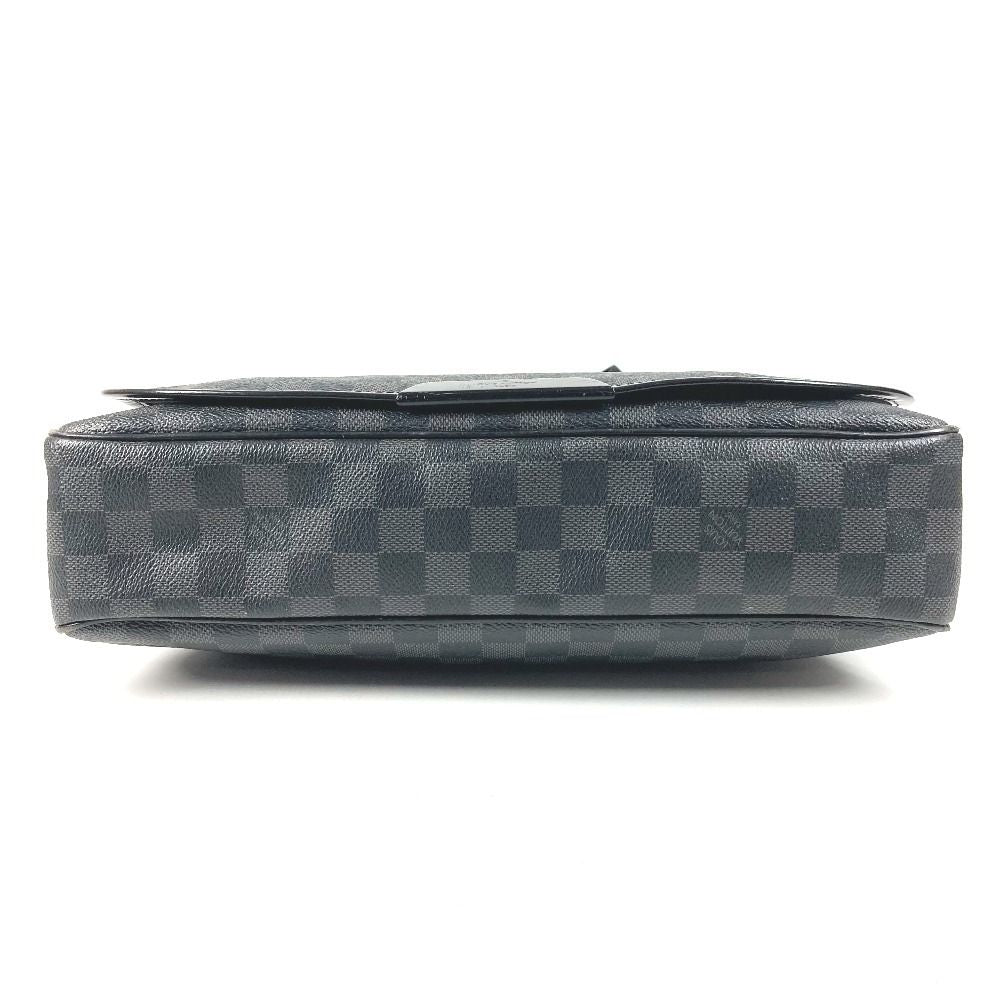 Louis Vuitton Shoulder Bag Daniel MM Damier Graphite Canvas Black — view 5