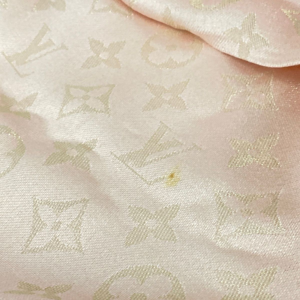 Louis Vuitton Shawl Monogram Shine Rosevelle Wool Silk Scarf — view 5