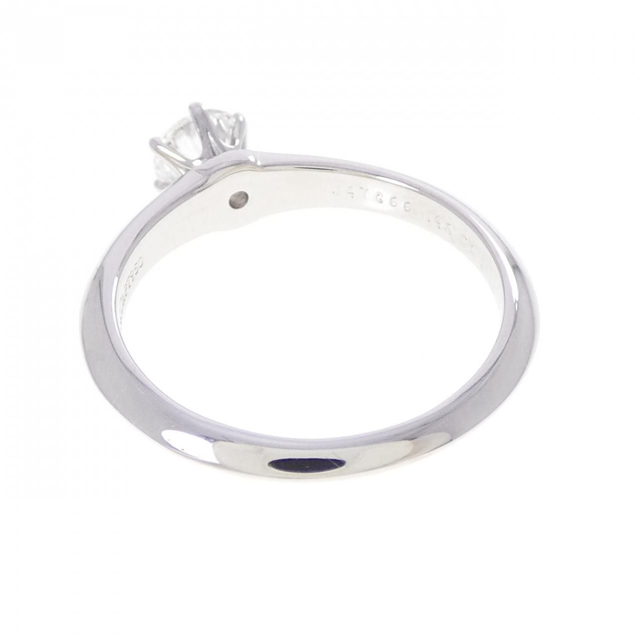 Tiffany & Co Classic Solitaire Ring