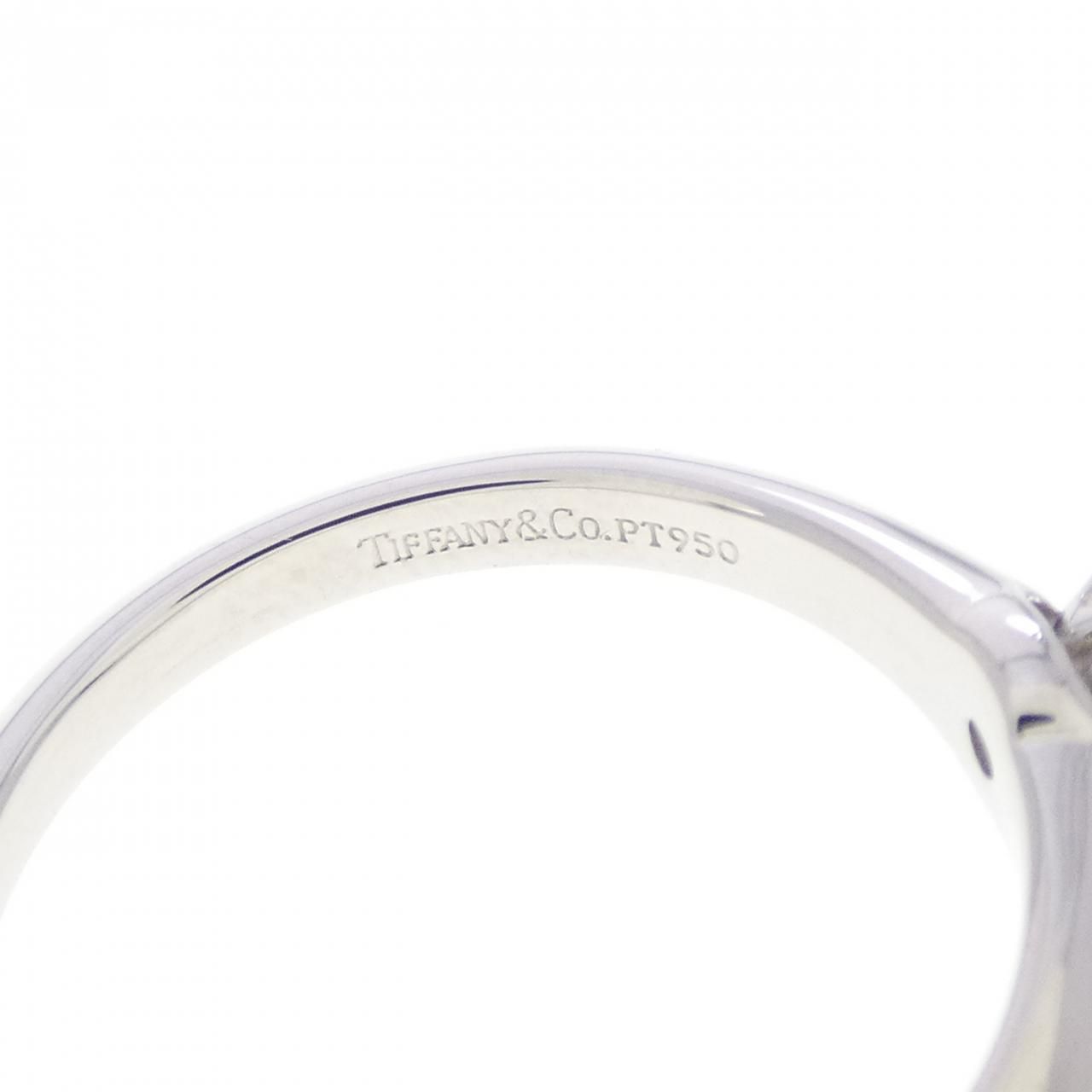 Tiffany & Co Classic Solitaire Ring