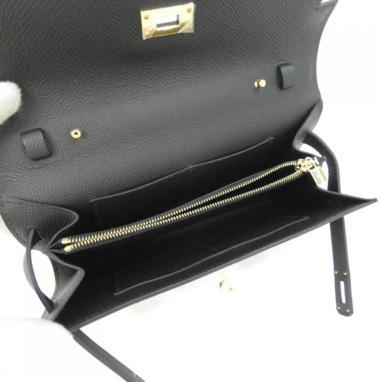Hermes Kelly Classic to Go Shoulder Wallet — view 5