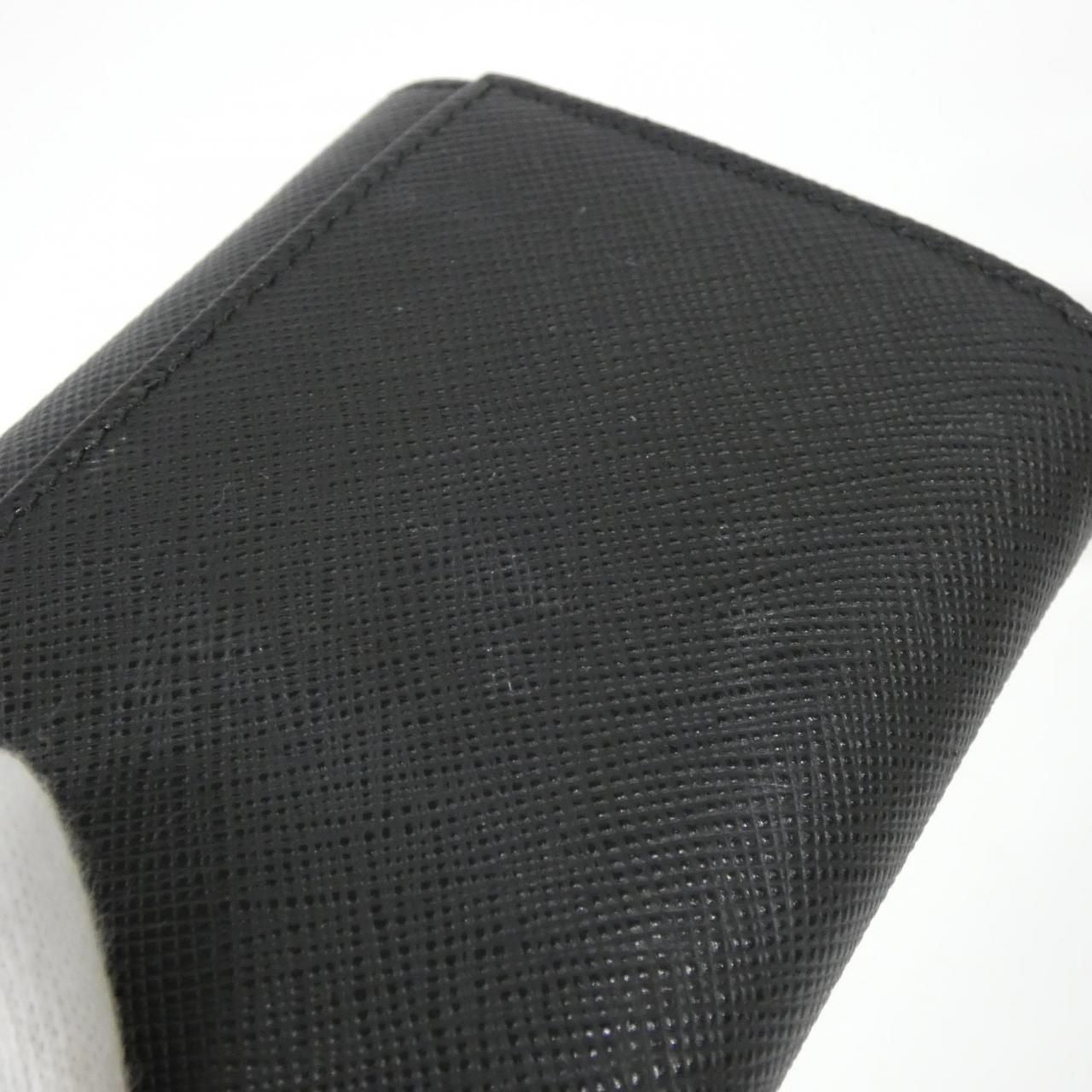 Prada Wallet Gold — view 3