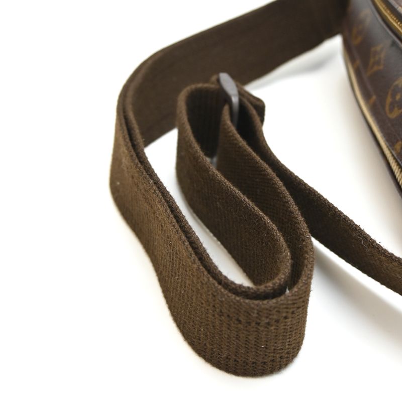 Louis Vuitton Shoulder Bag — view 5