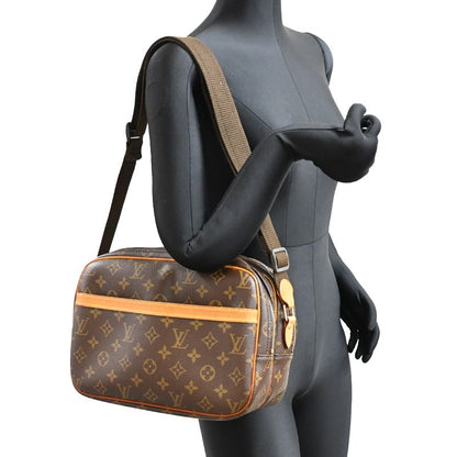 Louis Vuitton Shoulder Bag — view 9