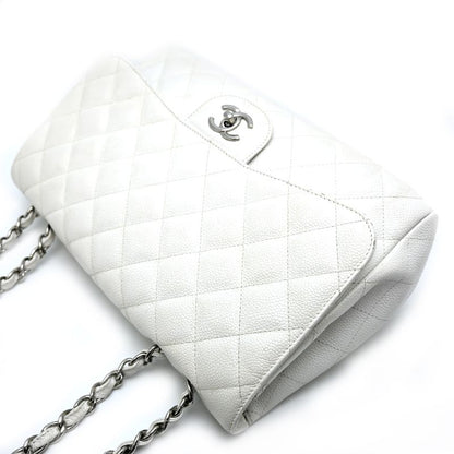 Chanel Shoulder Bag White — view 3