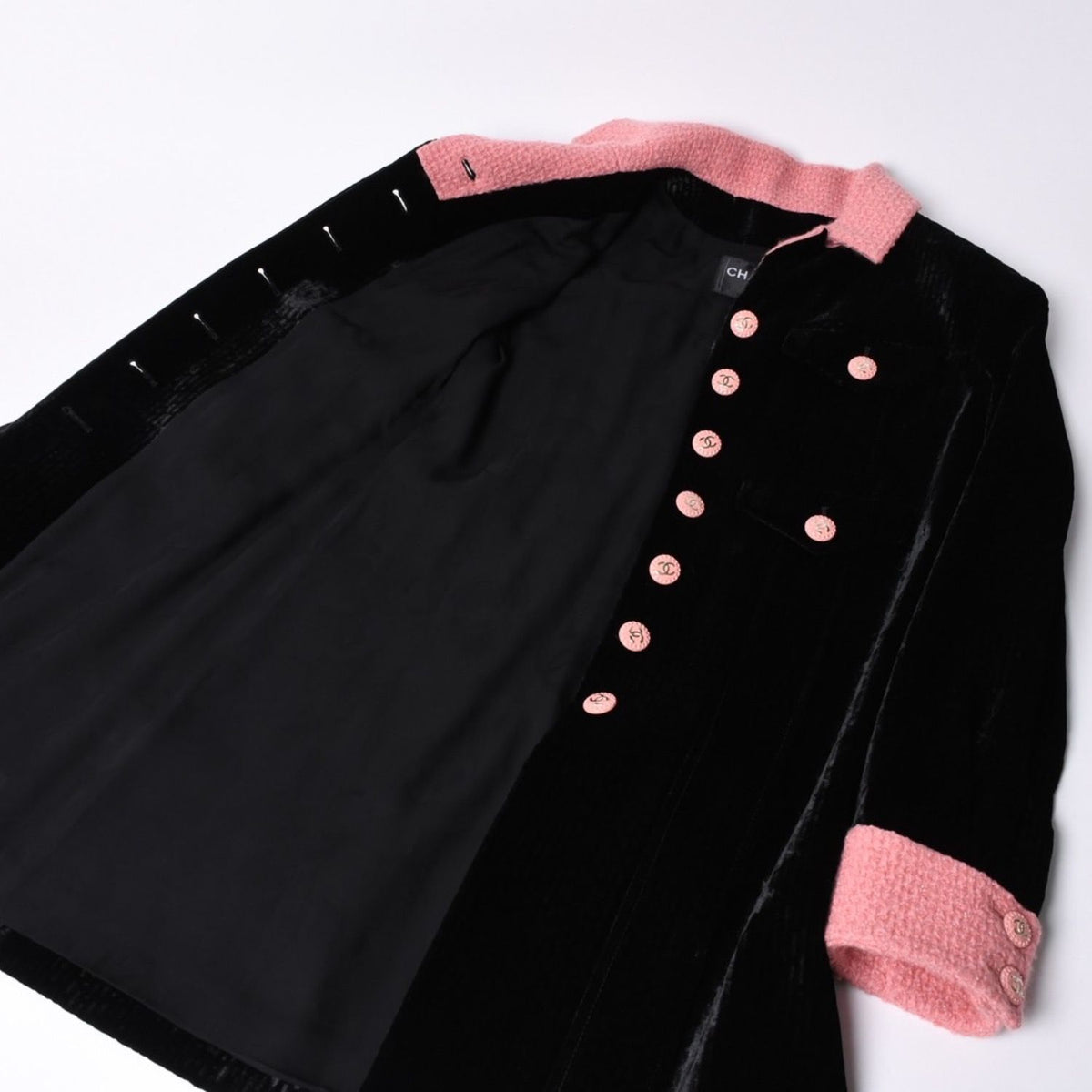 Chanel Long Coat CC Logo Corduroy Tweed Black Pink 36 — view 8
