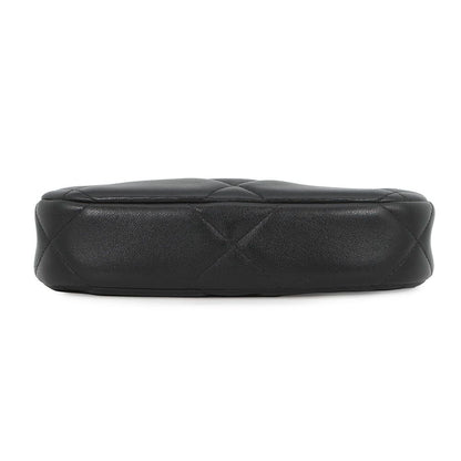 Chanel Chain Shoulder Bag 19 Quilted Small Hobo Lambskin Black — view 3