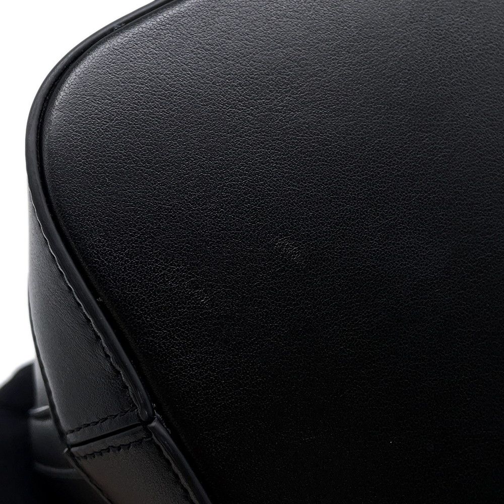 Celine Shoulder Bag Cuir Triomphe Small Black — view 7