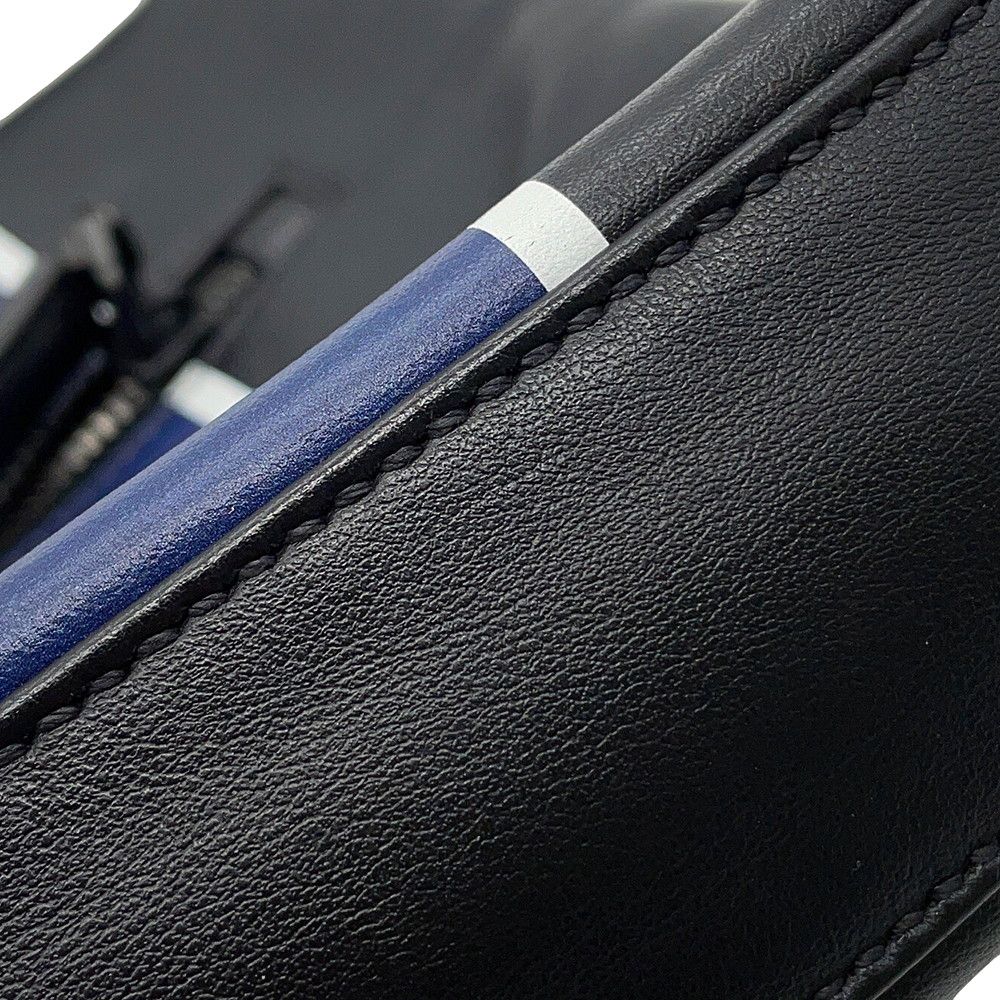Prada Shoulder Bag Triangle Logo Leather Black — view 7
