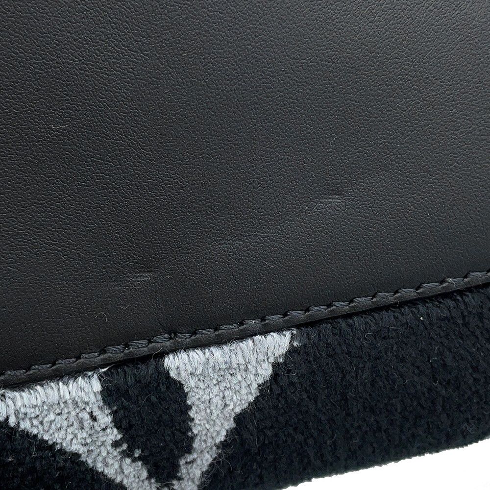 Louis Vuitton Handbag Monogram Eclipse Tufting Keepall Bandouliere 25 Black — view 8