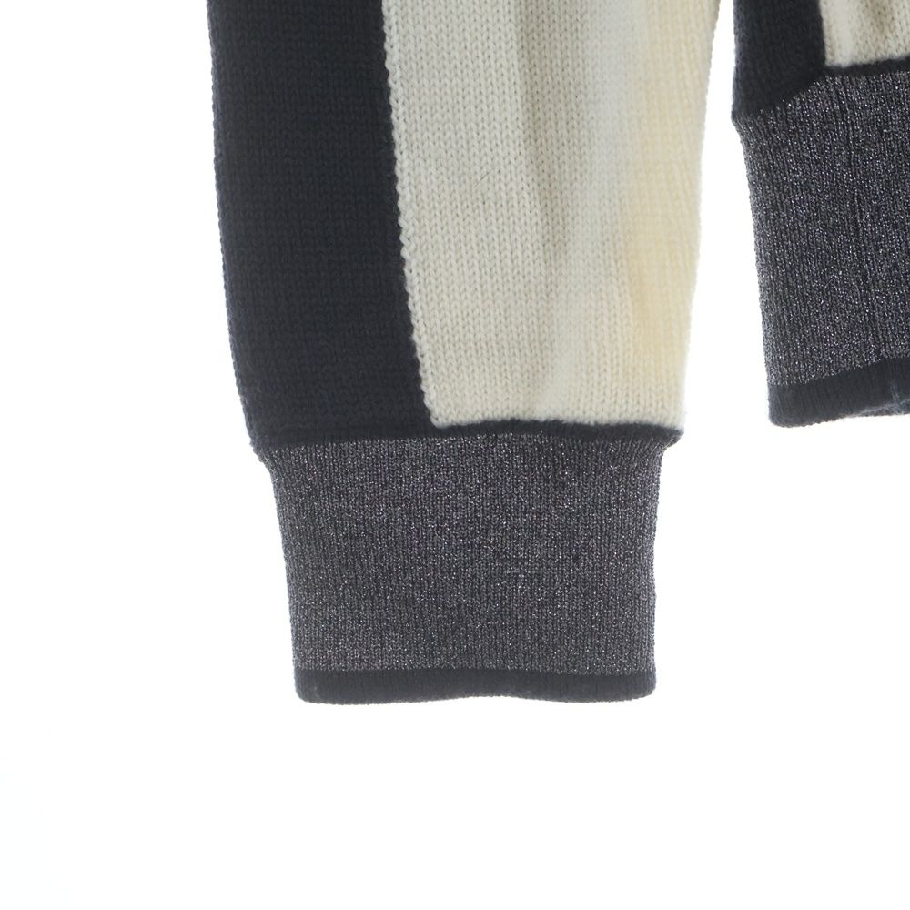 Moncler Logo Jacquard Crew Neck Long Sleeve Pullover Sweater White Black — view 5