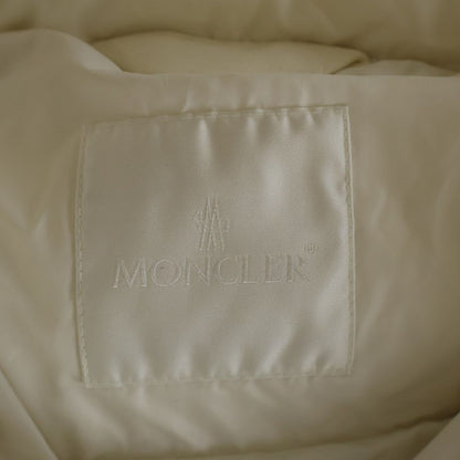 Moncler Akishima Down Jacket White — view 7