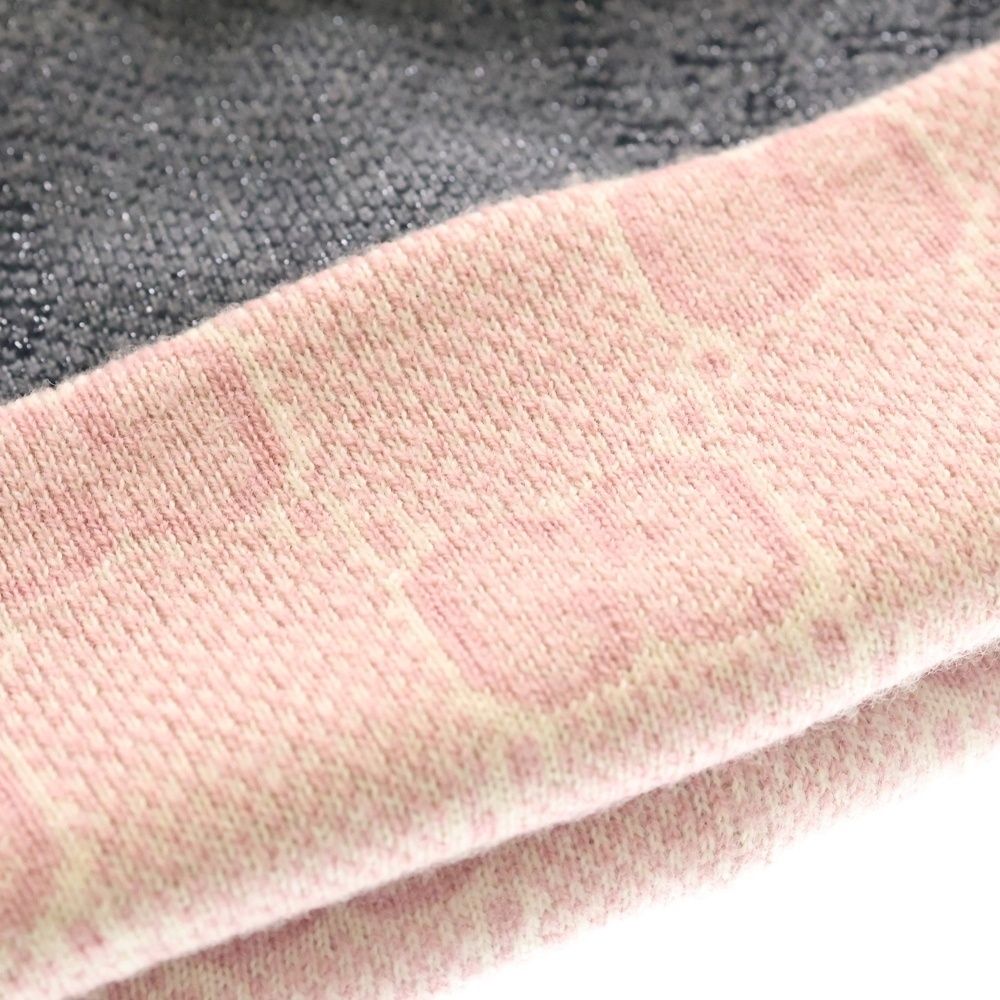Gucci GG Pattern Reversible Wool Knit Hat Gray Pink — view 5